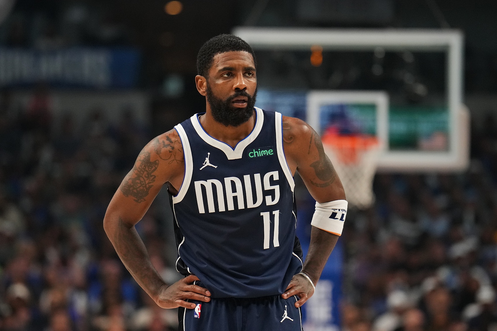 适应并针对 适应并针对